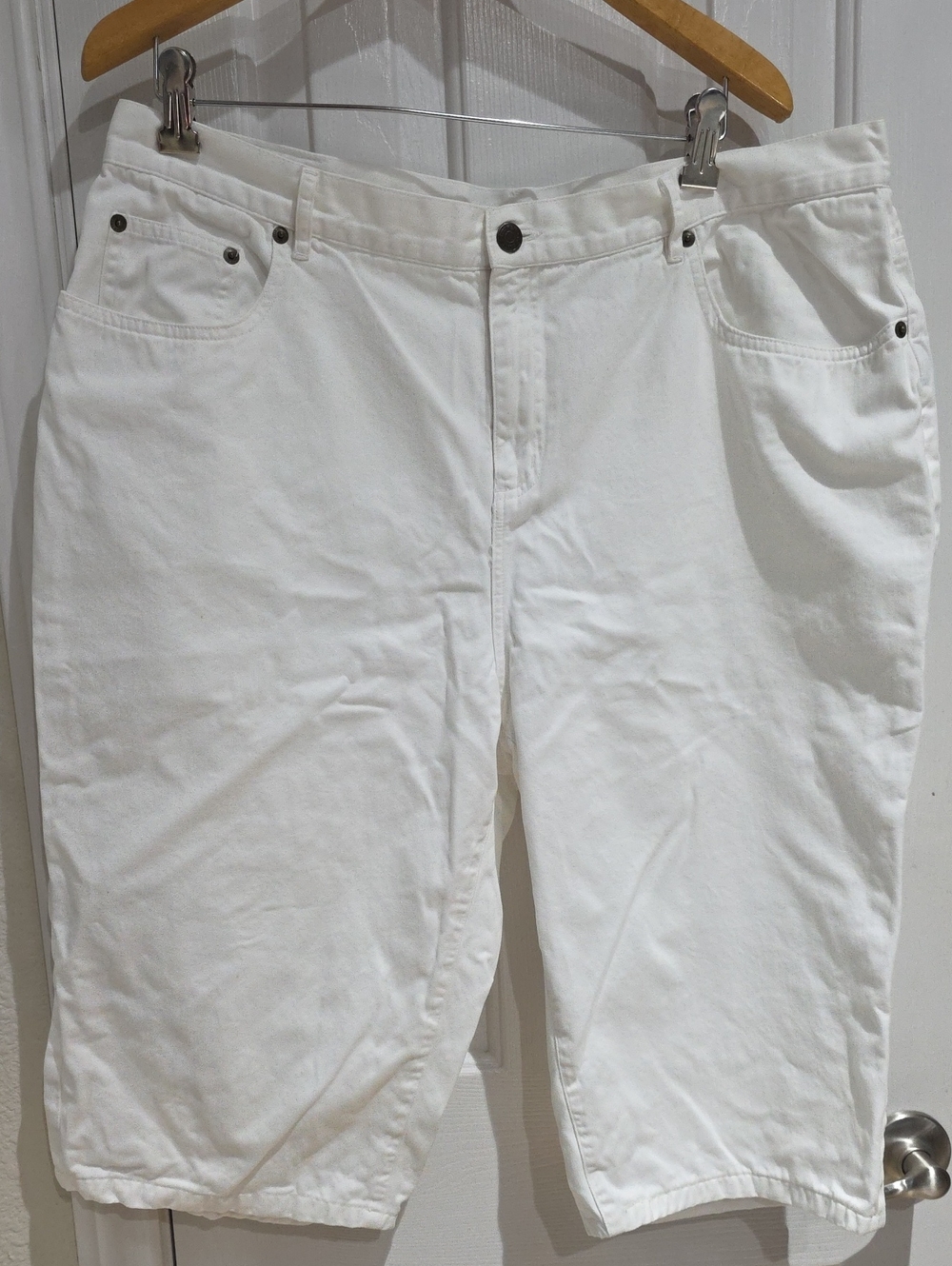 Lauren Jeans Co. White Women’s Denim Shorts - Classic Five-Pocket Style Size 16W